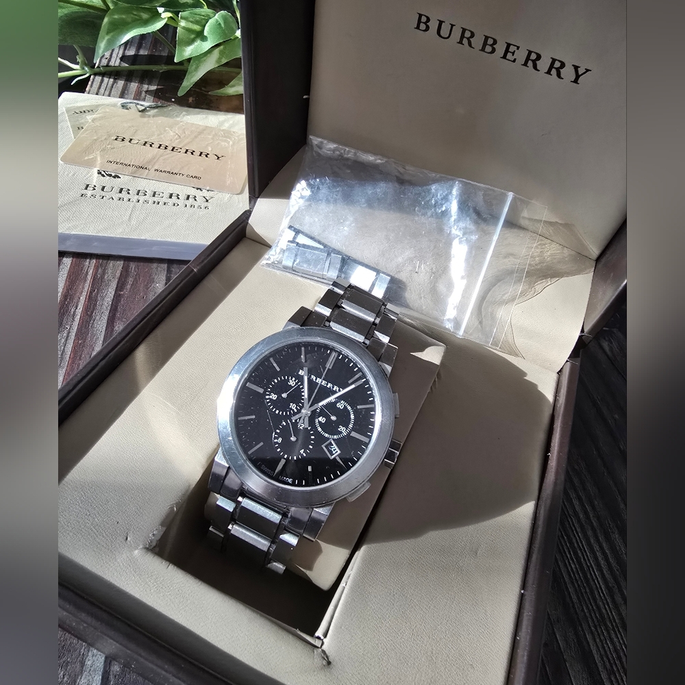 Authentic Burberry Black Face and Silver Men's Watch ( Unisex Watch )